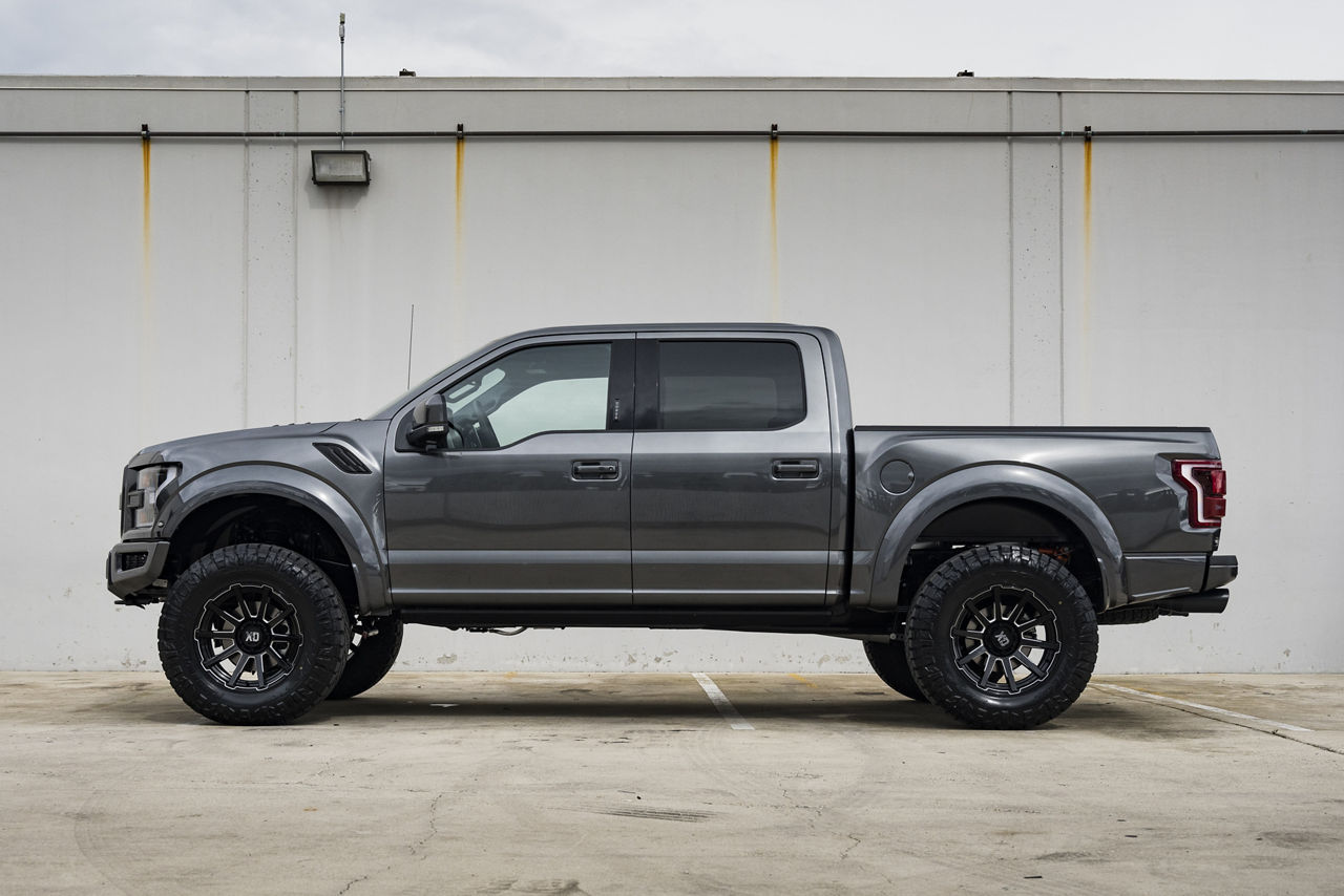2020 Ford F150 Raptor - XD OUTBREAK - Black | XD Wheels